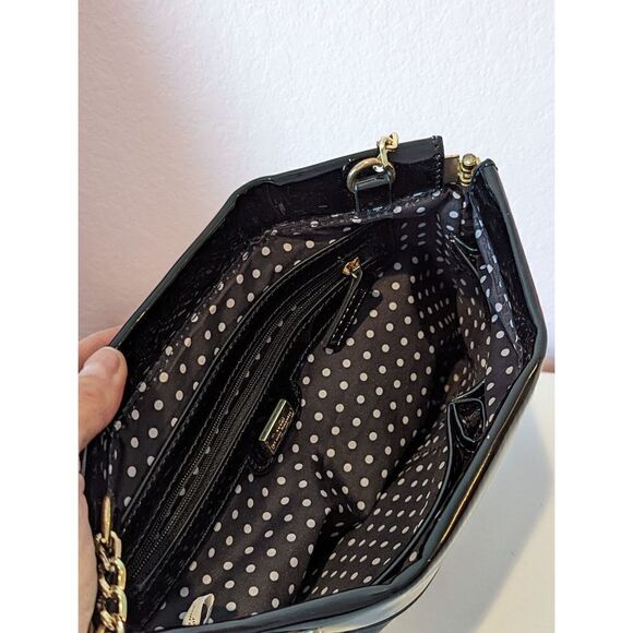 Lulu by Guinness, elegant black shoulder bag or clutch. - Picture 3 of 6